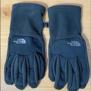 The North Face Women’s Gloves